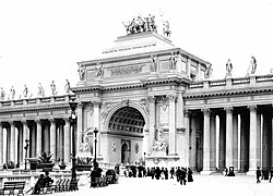 Columbian Arch and Columbus Quadriga-Front.jpg