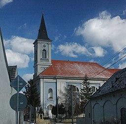 Sankt Mikaels kyrka