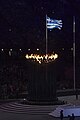 2012年ロンドンオリンピック閉会式で掲揚されるギリシャ国旗