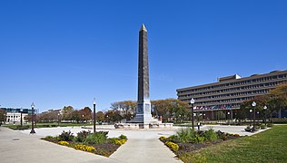 Indiana World War Memorial Plaza, Indianápolis, Estados Unidos, 2012-10-22, DD 05.jpg