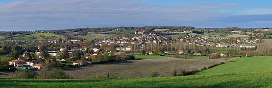 Montmoreau-Saint-Cybard, France (panoramic view)