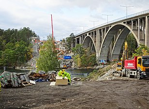 Nya Skurubron, arbetsplatsen i oktober 2020, vy västerut, t.h. syns den gamla bron.