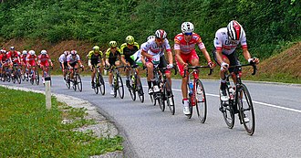 Peloton on Stage 3