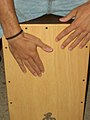 پوزیشن معمولی دست‌ها در نواختن کاخن