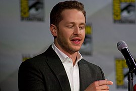 Josh Dallas (14961725615).jpg