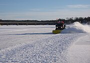 Plogning av skridskobana vintern 2011