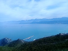 Vue du port de bejaia , cap carbon.jpg