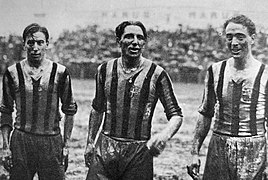 1931–32 Serie A - Juventus v Bologna - Orsi, Vecchina, Munerati.jpg