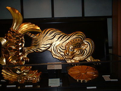 Statuo de tigro