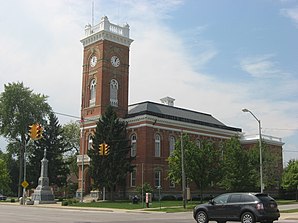 Fulton County Courthouse in Wauseon, gelistet im NRHP mit der Nr. 73001447[1]