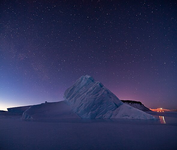 Торос в заливе Северной звезды, Туле, Гренландия