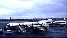 Lockheed L-188 Electra en el aeropuerto internacional Kingsford Smith de Sídney (1967)