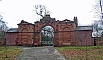 Screens, lodges and gates, Oulton Park