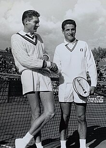 Pierre Darmon et Roy Emerson.jpg