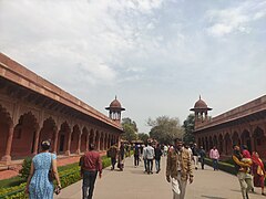 Taj Mahal view 35.jpg