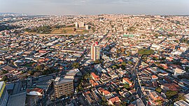 Panorâmica da Cidade, Viaduto José dos Santos Novaes, Trens e arredores