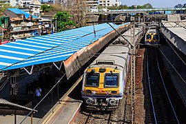 Vile Parle railway station