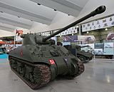 T62 típusú fém lánctalppal felszerelt Sherman Firefly Bovingtonban