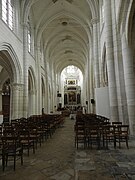 Retablo mayor de la iglesia de Saint-Jean-du-Marché de Troyes,[167]​ de traza de François Girardon y pintura de Pierre Mignard (Bautismo de Cristo).