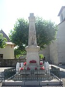 Le monument aux morts de Veyrins.