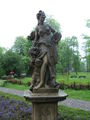 Polski: Bachus w parku Miroszewskich English: Bachus in Miroszewski's park Deutsch: Barockstatue im Schlossspark von Miroszewski