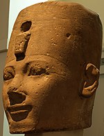 Tête colossale de Thoutmôsis Ier conservée au British Museum.