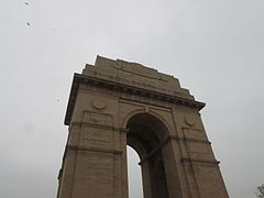India Gate Delhi 60.jpg