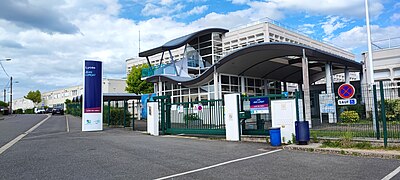 Lycée professionnel Jean Lurçat de Fleury-les-Aubrais.jpg