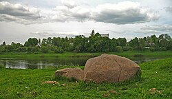 Borisa akmens pie Drujas (otrpus Daugavas - Piedrujas baznīca Latvijā)