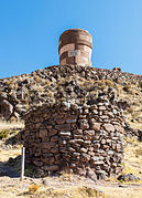 Urnas funerarias, Sillustani, Perú, 2015-08-01, DD 85.JPG