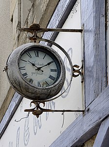 Vieille enseigne à Montbron