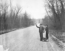Walker Evans Hitchhidkers Vicksburg (vicinity) March 1936.jpg