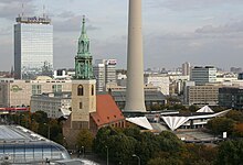 Berlin-vom Berliner Dom-42-Marienkirche-2006-gje.jpg