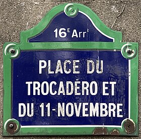 Voir la plaque.