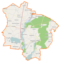 Mapa konturowa gminy Ślesin, blisko centrum po prawej na dole znajduje się punkt z opisem „Smolarnia”