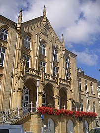 L'ancien palais de Justice, place Léopold.