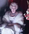 Barbara Cartland in 1987 (Foto: Allan Warren) geboren op 9 juli 1901