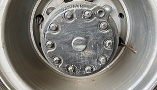 Eicher Pro8055 wheel hub.jpg