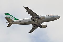 Mahan Air, side/below, gear up