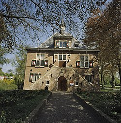 Former city hall of Oostvoorne