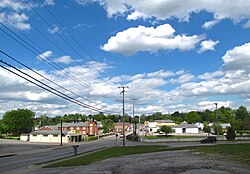 View of Perryville along US-150 (2nd Street)