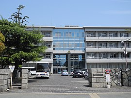 香川県立高松商業高等学校（正門）