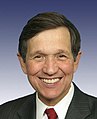 Representante Dennis Kucinich de Ohio