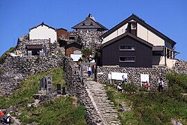 月山神社　全景