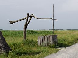 Dragbrunn vid saltsjön Lange Lacke