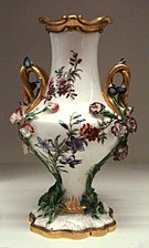 Vaza iz porcelana Vincennes Jean-Claude Duplessis (1753)