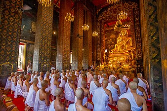 A bangkoki Wat Bowonniwet rendfelvételi terme (uboszot)