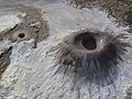 Un cono di un vulcano di fango a Glenblair in California