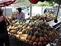 Сергия с ананаси на остров Реюнион