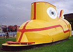 Yellow Submarine est la chanson qui a inspiré le projet de dessin animé, bien que les autres chansons n'aient aucun rapport avec elle.